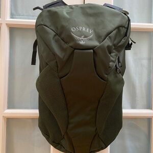 Farpoint/Fairview detachable daypack, NWOT